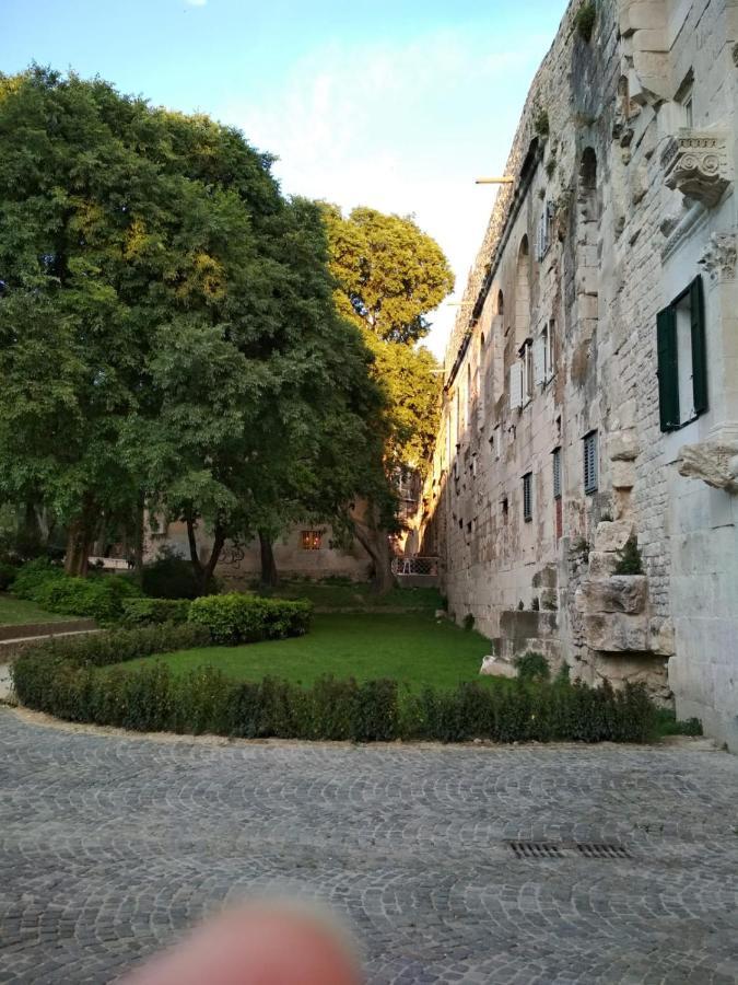 Studio Sfinga In The Heart Of Diocletian'S Palace Split Zewnętrze zdjęcie